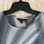 Simply Vera, Vera Wang Simply Vera Vera Wang Gray Frayed Striped Textured Handkerchief T Shirt Photo 3