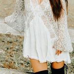 Umgee White Lace Tunic Photo 0