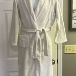 Victoria's Secret Victoria’s Secret Ivory Cozy Plush Long Sleeve Long Robe with Pockets Belt- Med Photo 0