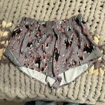 Lululemon Hotty Hot Short 2.5” Photo 0