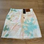 Levi's NWT Levi’s High Rise Deconstructed Skirt Tie Dye Premium Denim Raw Hem Size 27 Photo 3