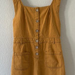 DEREK Heart Mustard Button Photo 0