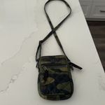Oliver Thomas Small Cross Body Phone Case Bag, camouflage color Green Photo 1