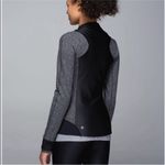 Lululemon Athletica Emerge Renewed Jacket in Herringbone Gray Black Size 6 Photo 4