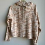 Vuori  100% Organic Cotton Beach Hoodie Bisque Camo Peach White Size XS women Photo 1