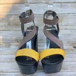 Marciano Shoes Sz 7.5 Yellow Black Platform Wedge Padded Chunky High Heel Photo 1
