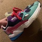 Adidas Falcon Sneakers Photo 0