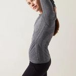 Athleta XS Momentum Seamless Top Charcoal Heather Grey X-Small Photo 4