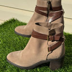 Michael Kors  Fawn  Leather Ankle Boot Size 8M Photo 0