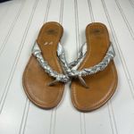 Beverly Hills Polo Club Silver Braided Thong Sandals Womenโs Size 8 Photo 2