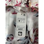 Jon & anna NWT Contemporary Women's V Neck Floral White Crop Top Sz Small Summer Photo 5