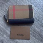 Burberry Women's Wallet Tan Navy Designer Zippy Wallet Mini Zip around Wallet Photo 2