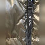 Peloton  Sherpa H120‎ Reversible Sherpa vest sz L Photo 1
