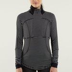 Lululemon Base Runner 1/2 Zip Photo 0