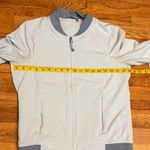Athleta  Women’s Medium Gray Zipper Pockets Lightweight Athletic Jacket Sporty Photo 4