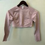 None Seamless cropped yoga top, blush pink, stretchy, long sleeve w. thumbholes, S Photo 1