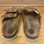 Birkenstock  Arizona Soft Footbed Sandals in Metallic Copper - Size 39 Photo 3