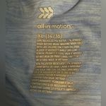 All In Motion  Workout Light Gray Short Sleeve Knot Back Tee Sz XL Photo 2