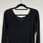 Vince Black Long Sleeve T-Shirt Women’s Size Medium Casual Minimalist Designer Photo 4