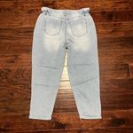 Plus size jeans Size 17, cute and high waisted. Photo 1