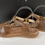 Keen  Women's Brown Leather Shoes/Sandals Size 8.5 SKU 5848 Photo 4