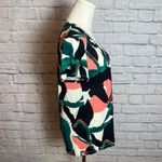 Nine West  Women S Black Emerald Floral Short Sleeve V-Neck Tee Chiccore Artcore Photo 1