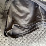 Fabletics Womens Olesia Shine Compression Shorts Floral Grey Size M EUC #7567 Photo 4