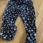 PINK - Victoria's Secret Victoria's Secret Leggings PINK Photo 0