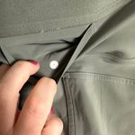 Lululemon Rogue Renegade Super High Rise Tight 25" Grey Sage Size 4 Photo 7