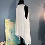 Elle  Size XL Sleeveless Asymmetrical Blouse Photo 4