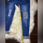 L&B  Blue Denim leopard Animal Print Patch
Cuffed crop pants sz 6 Photo 7