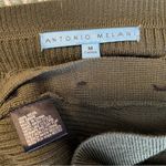 Antonio Melani Antonio Milano 100% Wool Sweater Size Medium Olive Green Photo 2