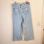 American Eagle  Super High Rise Baggy Wide Leg Jeans Light Wash Womens 8 Short Photo 4