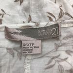Love 21  WHITE XS LONG SLEEVE WOMENS FLORAL BEIGE Photo 5