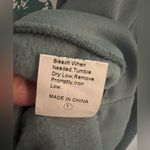 SheIn  Bahamas Sweatshirt. Brand new without tags. Photo 4