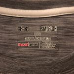 Under Armour T-shirt Photo 1