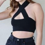 Tic Toc Black Twist halter crop in a ribbed sweater material Photo 0