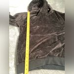 Aritzia TNA black velour Hoodie Size M Photo 8