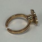 Goldtone Daisy Flower spinner fidget Ring split back Gold Photo 2