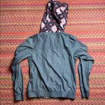 GREY LIGHTWEIGHT RAIN JACKET / WINDBREAKER Gray Size M Photo 3