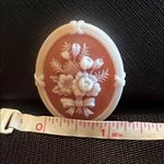Avon Peach floral Avon Cameo Brooch Orange Photo 2