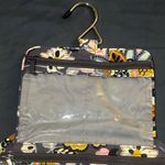 Vera Bradley NWT Floral Cosmetic Bag, Medium Travel Organizer Photo 4