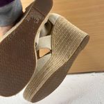 Michael Kors Women's Beige Cream Canvas Jute Wedge Gold Zipper Sandals Size 9M Photo 6