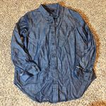 Banana Republic  Boyfriend Fit Shirt Womens Medium Blue Long Sleeve Ruffled Cuffs Photo 0