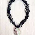Mother of pearl statement necklace Black Photo 0