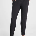 Athleta  Run With It Pants Joggers Women’s Medium Petite #598495 Photo 0