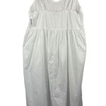Old Navy Women’s  Size XL Tall White Maxi Sundress. Photo 3