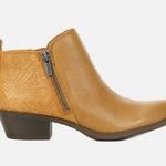 Lucky Brand Women's Basel Ankle Booties Caramel New Milled Old English Sz 7.5 Photo 0
