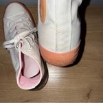 Women’s‎ Chuck Taylor All Star Hi White Cherry Blossom Rare Size 7.5 Photo 9