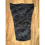 Belly Bandit Mother Tucker Women's‎ Large Postpartum Compression Camo Shorts Size 12 Photo 2